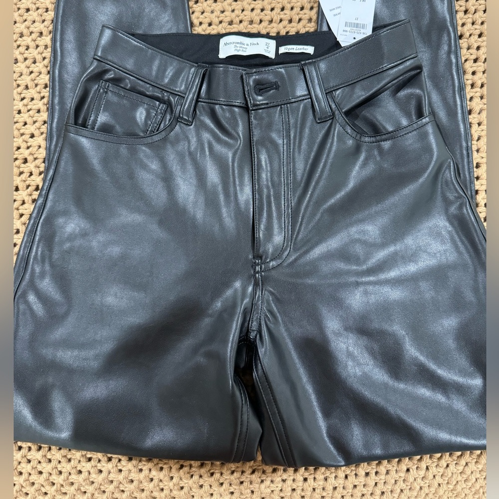 NWT Abercrombie & fitch skinny high rise vegan leather pants